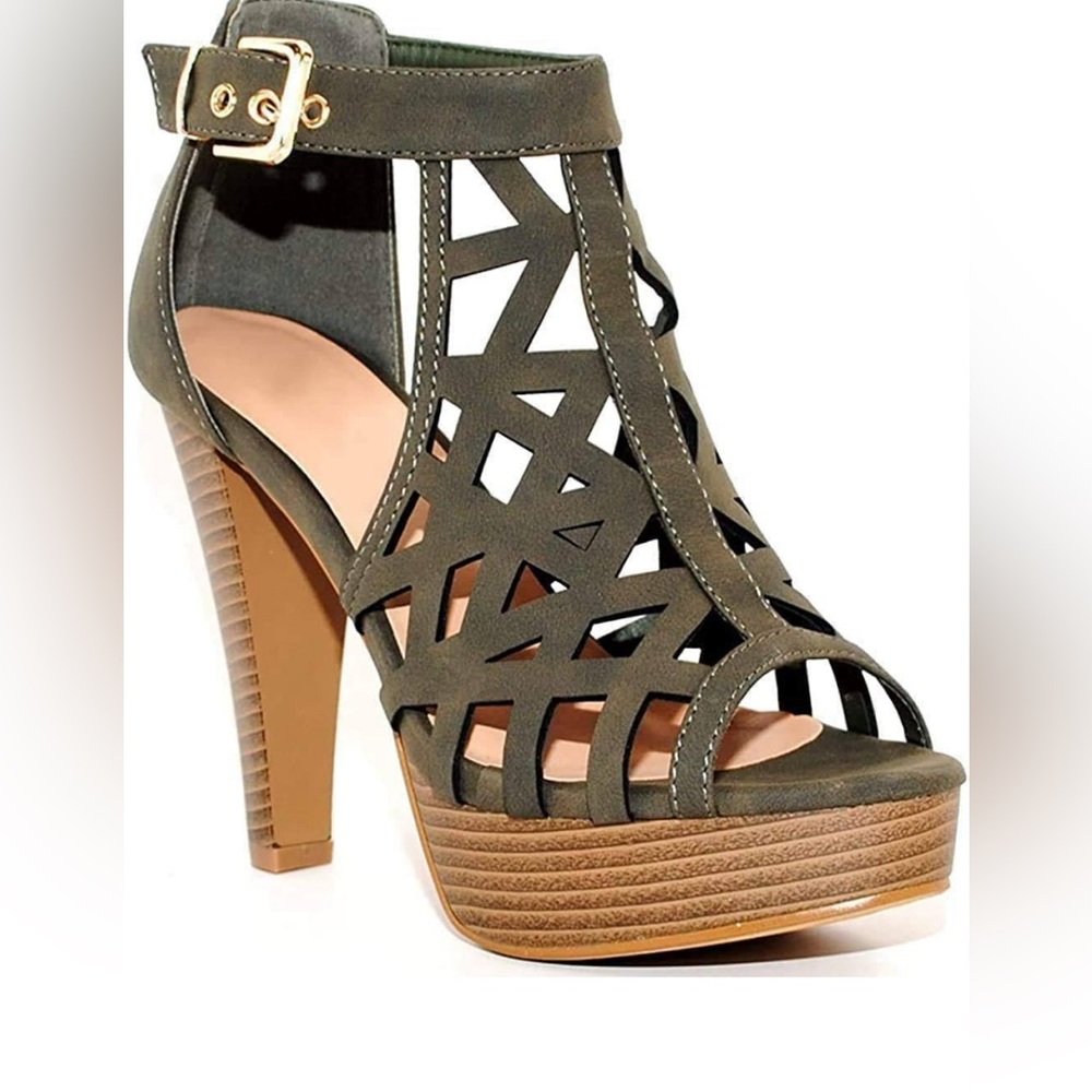 Olive Green heels size 7